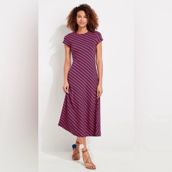 Vineyard Vines Dresses & Skirts - Vineyard Vines Striped Weekend Dress